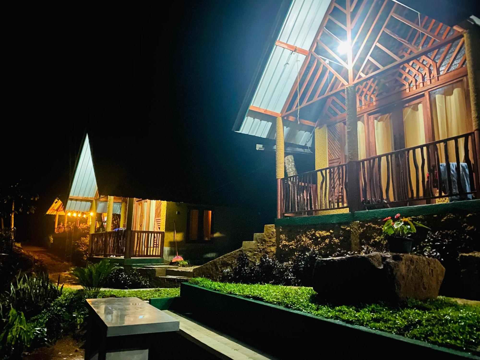 The Rainforest Hideaway 데니야야 외부 사진